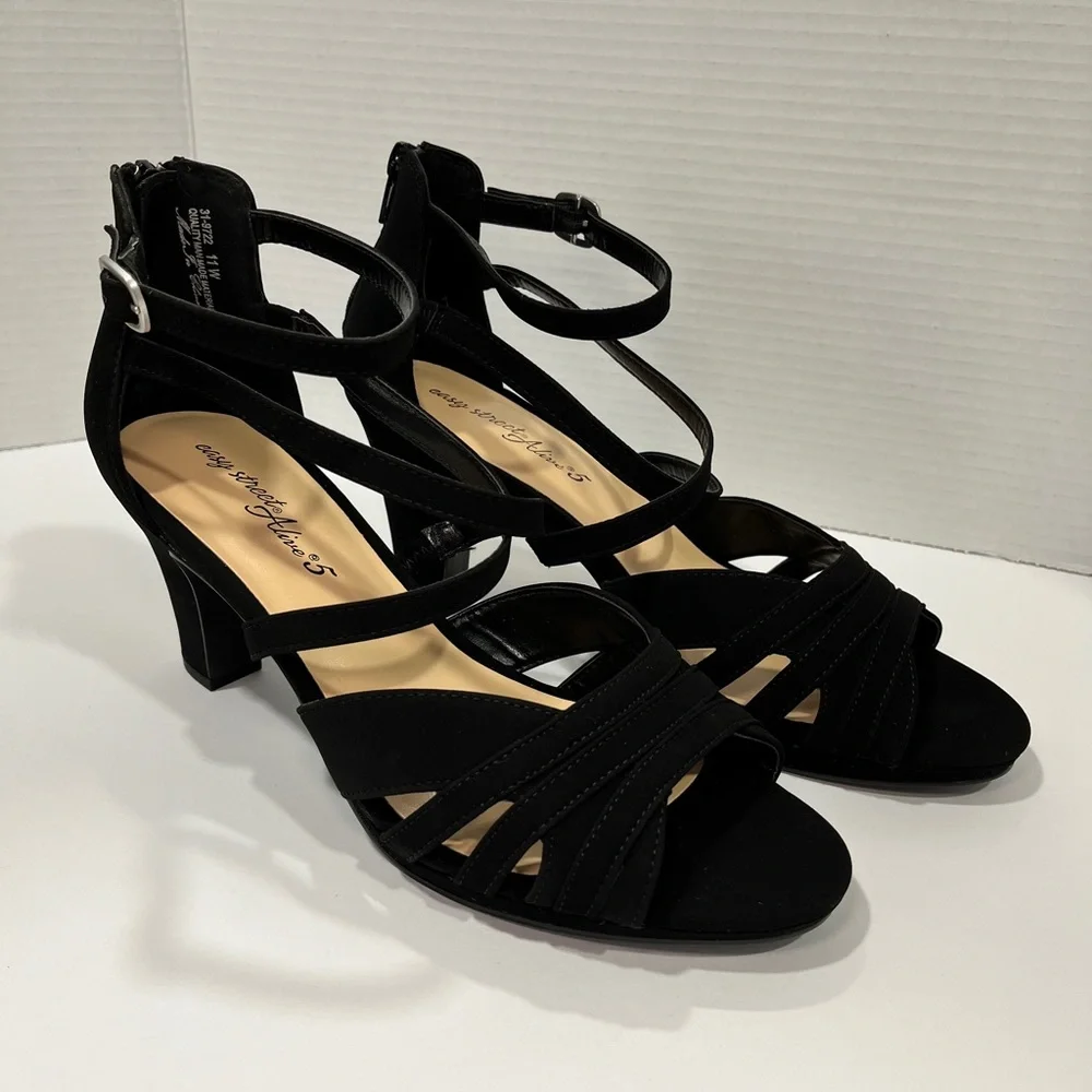 Easy Street‎ Elegant Black Strappy Heels